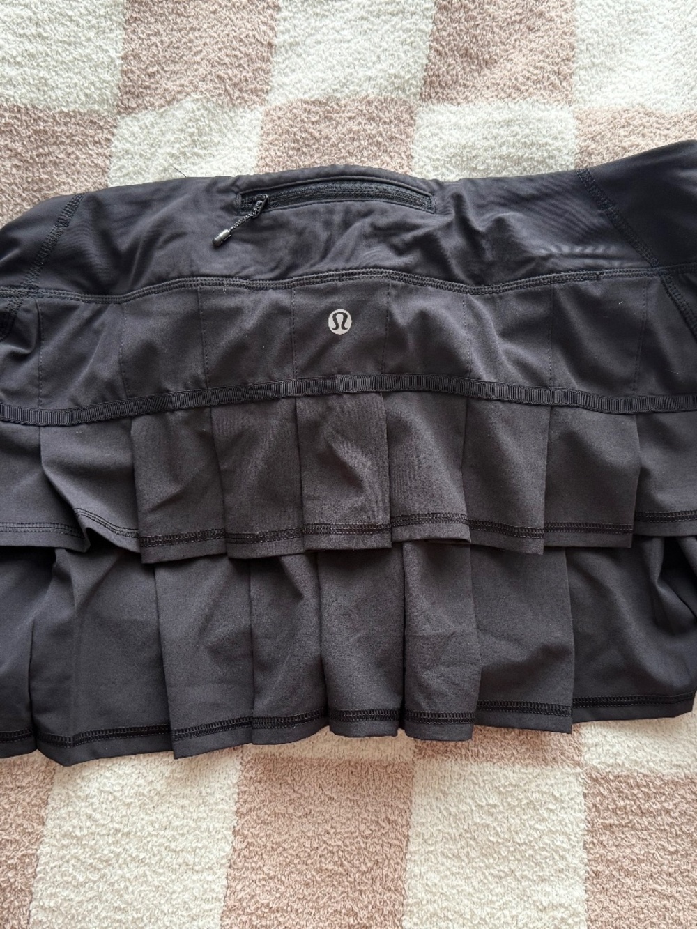 Lululemon tennis skirt size 10